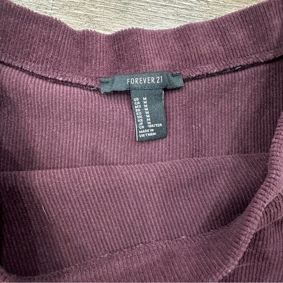 F21 Corduroy Skater Skirt - Picture 2 of 2